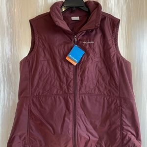 Columbia Women's Mix It Around ll Vest (Maroon)